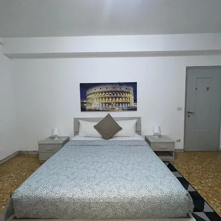 Centro Metro Montitiburtini 510 Rom