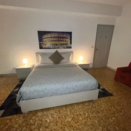 Centro Metro Montitiburtini 510 Rom